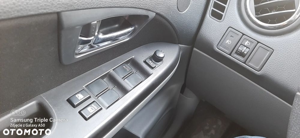 Suzuki SX4 1.6 Comfort Plus - 11