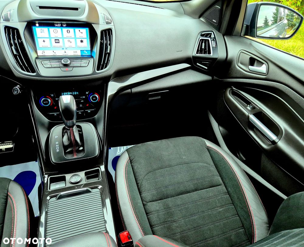 Ford Kuga 2.0 TDCi 4x4 ST-Line - 28