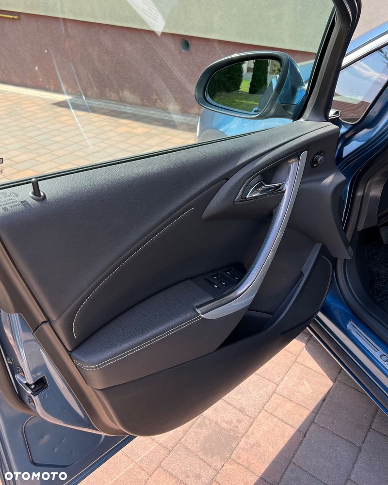 Opel Astra 1.4 T Cosmo - 12