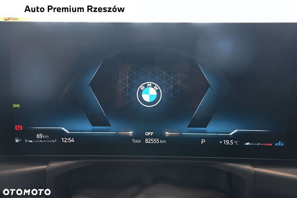 BMW 3 Series 2023 photo 4
