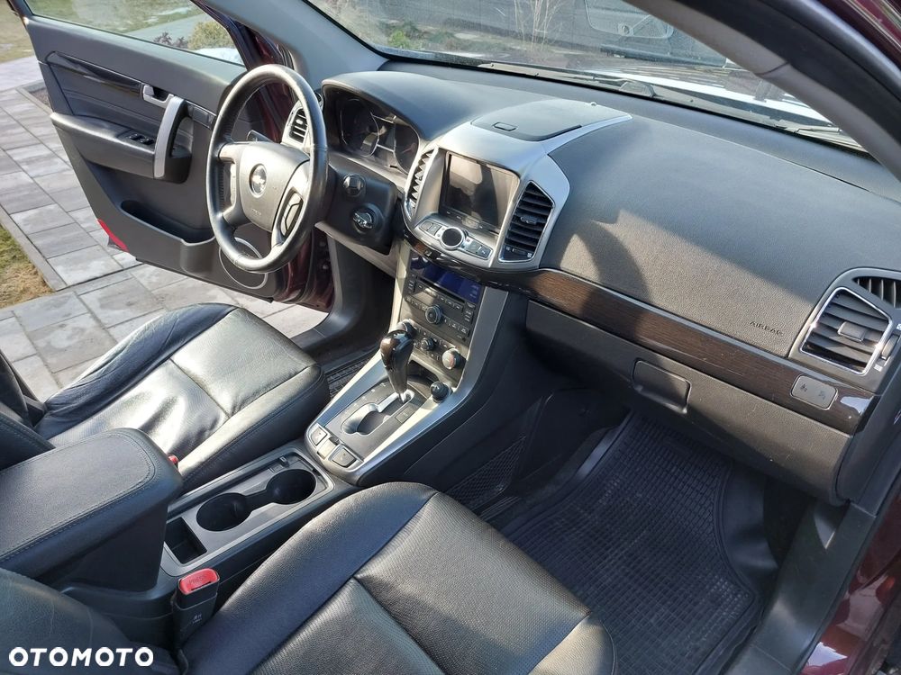 Chevrolet Captiva 2.2 D LTZ - 16