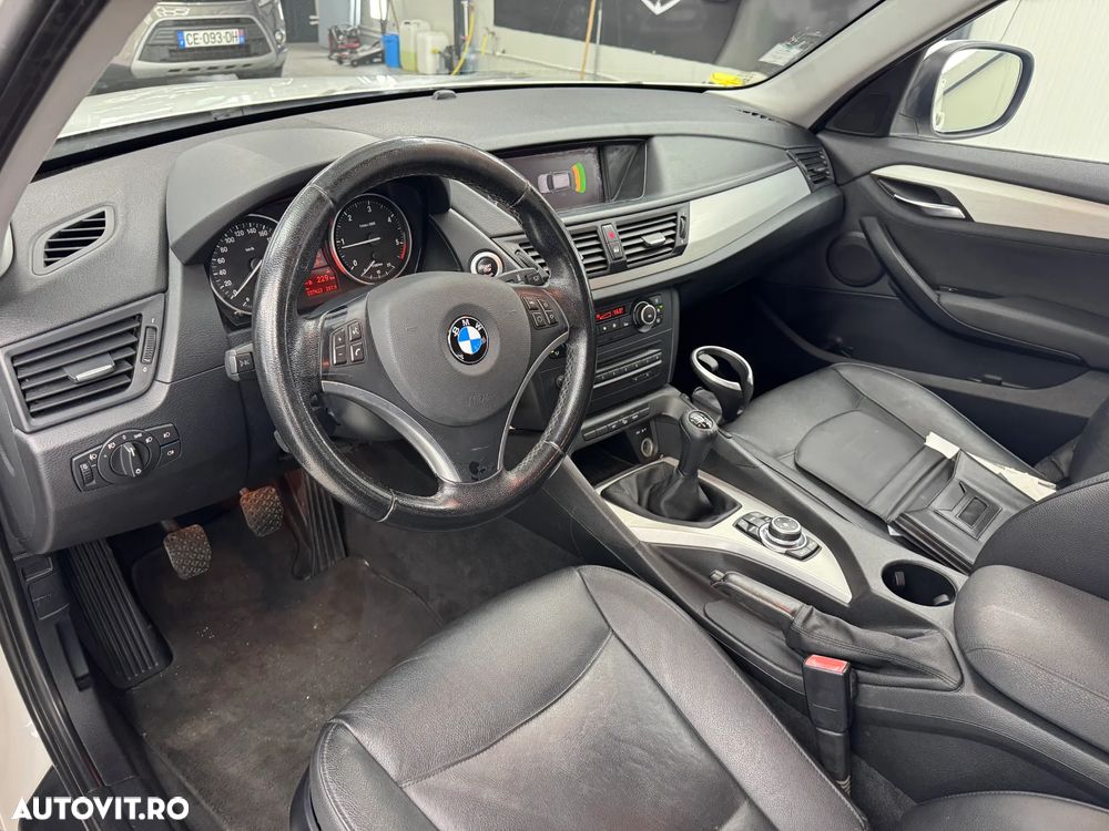 BMW X1 xDrive20d - 17