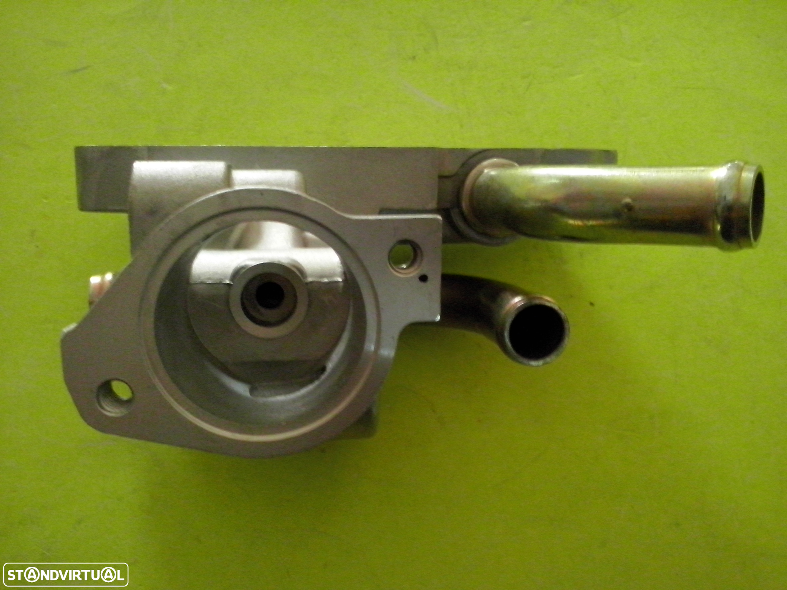 Caixa /Corpo do termostato Opel Campo Bedford Brava Isuzu NOVO - 3