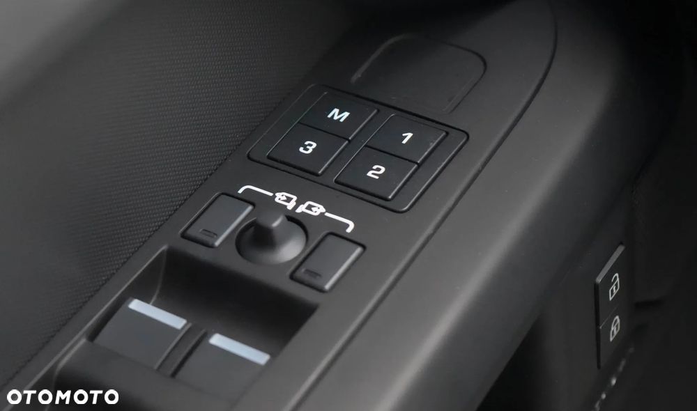 Land Rover Range Rover Sport S 3.0 D300 mHEV Dynamic SE - 17