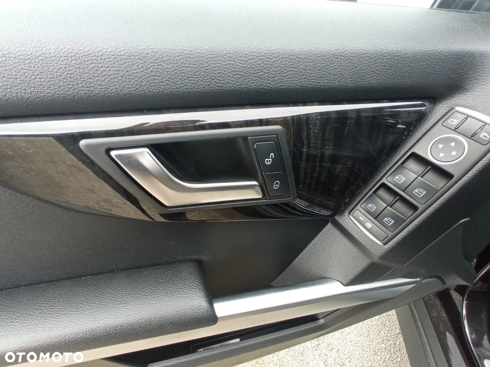 Mercedes-Benz GLK 220 CDI 4Matic (BlueEFFICIENCY) 7G-TRONIC - 13