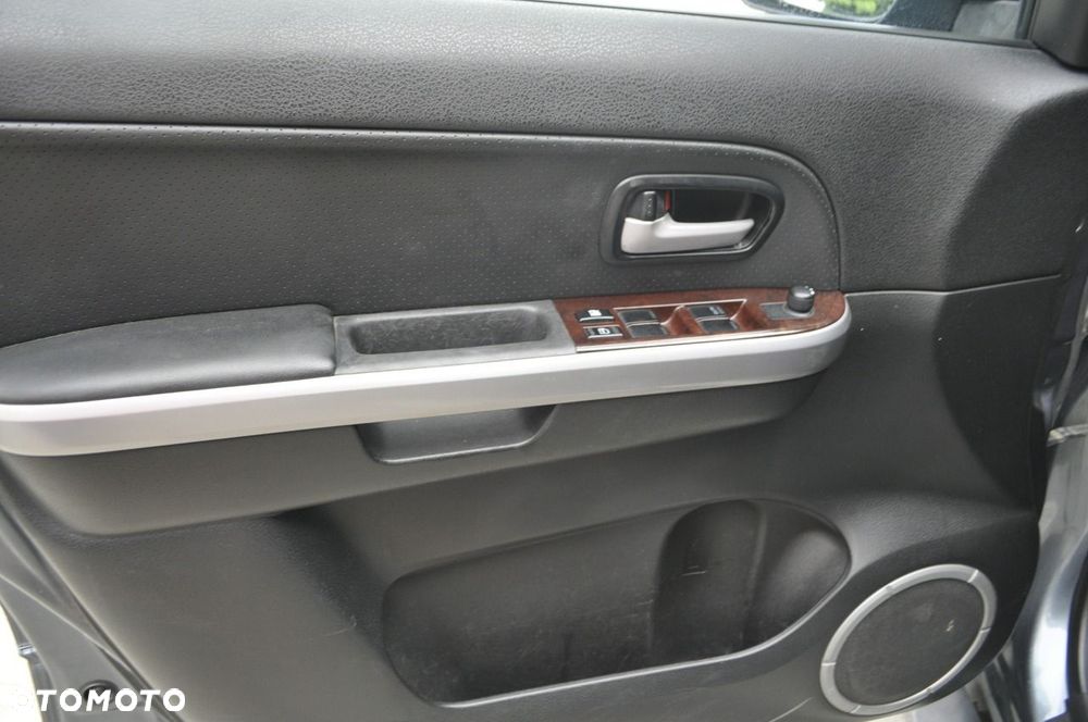 Suzuki Grand Vitara - 9