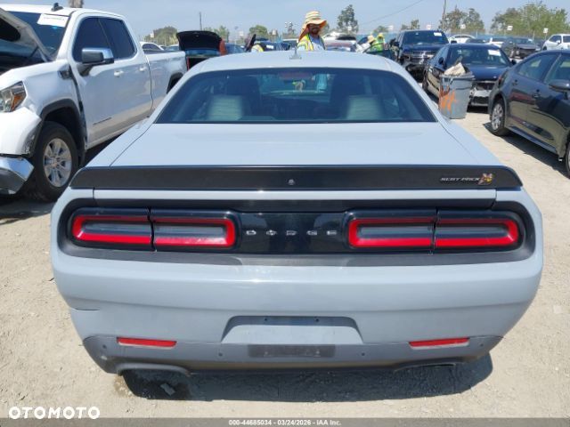 Dodge Challenger 6.4 Scat Pack - 6
