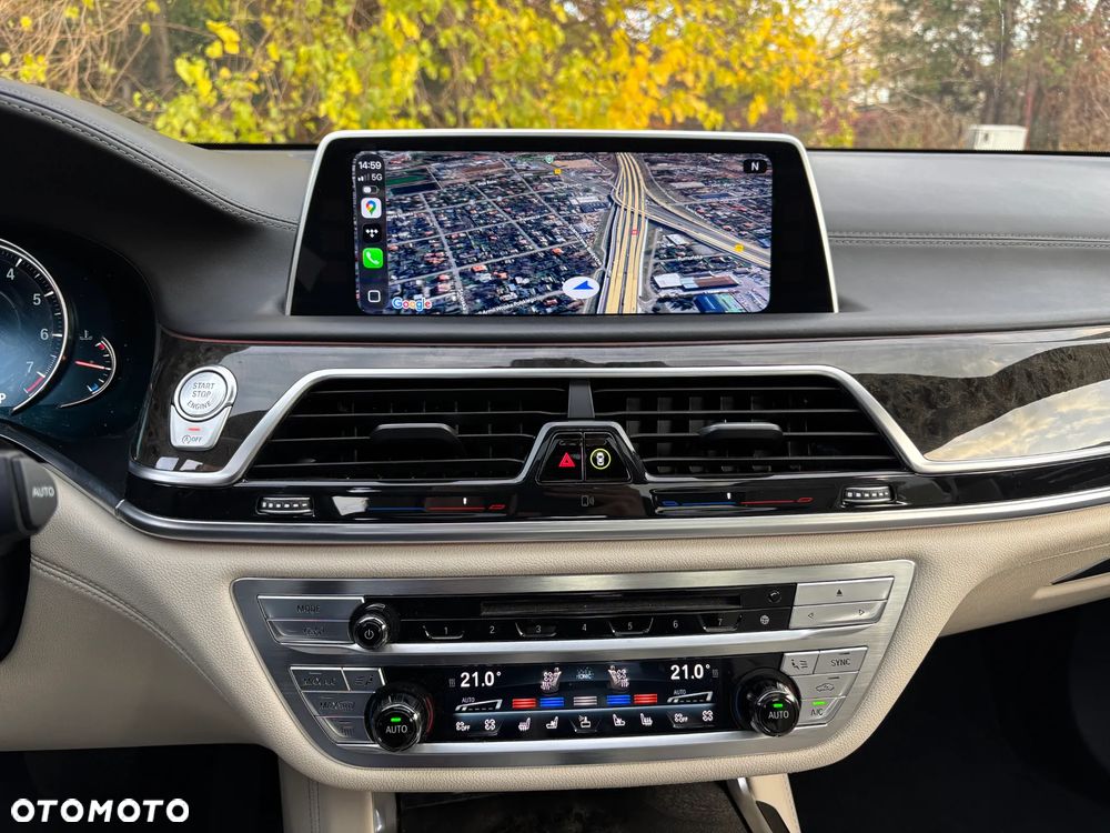 BMW Seria 7 750Li xDrive - 29
