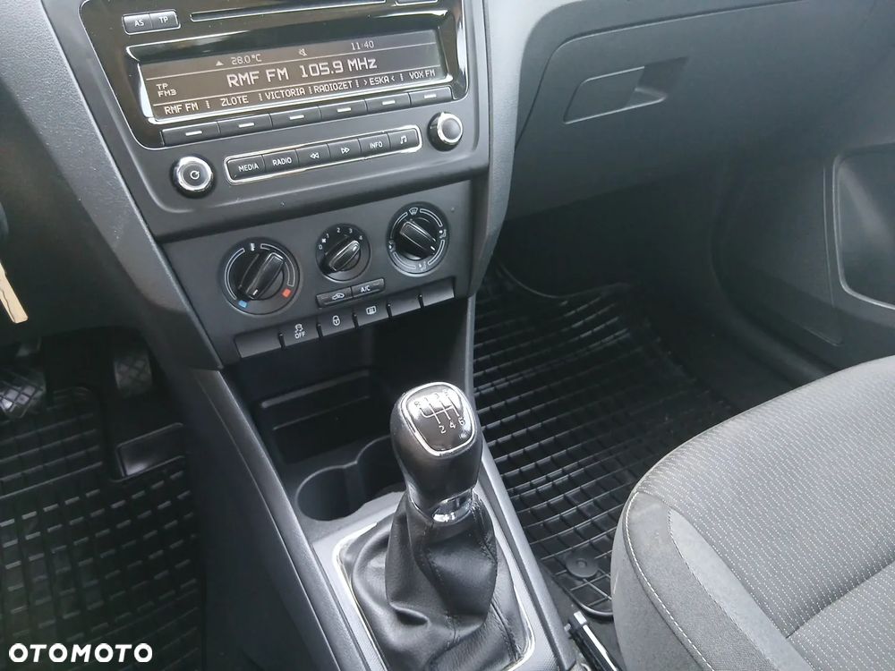 Skoda RAPID 1.2 TSI Style Plus - 13