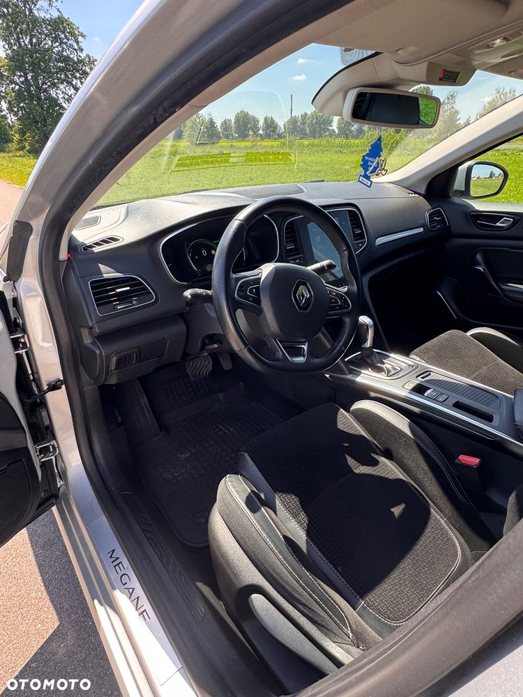 Renault Megane 1.5 dCi Limited EDC EU6 - 38