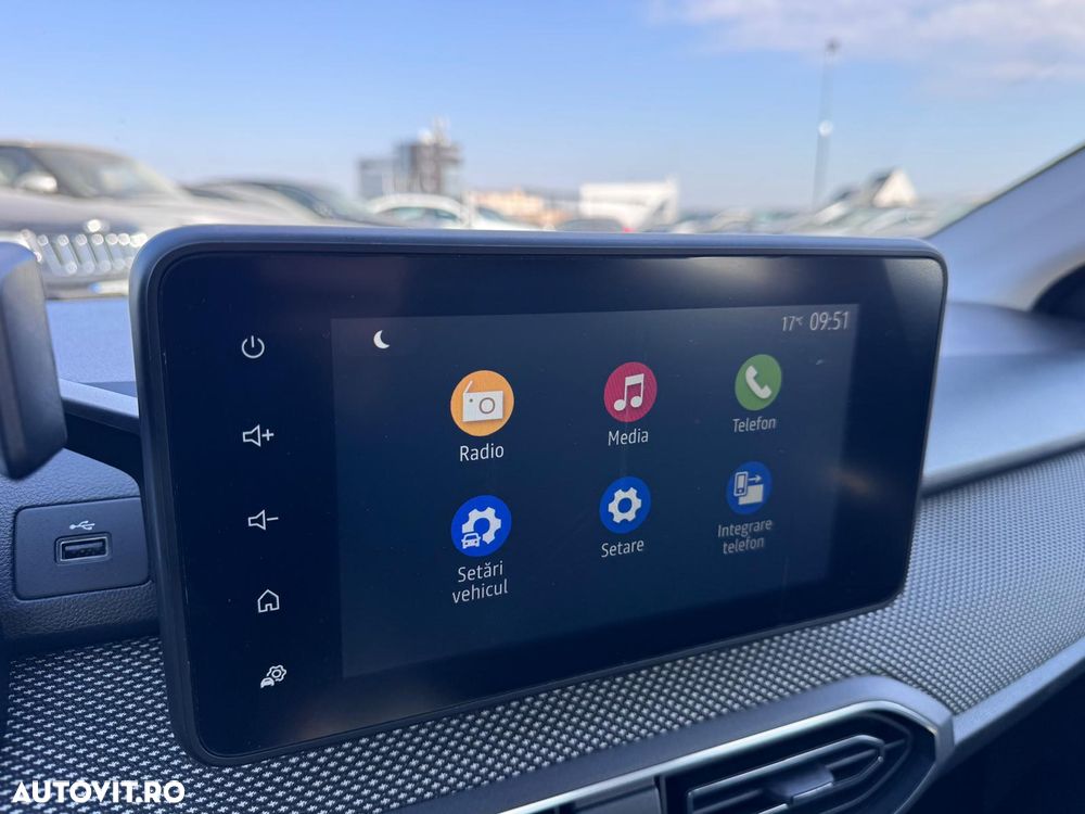 Dacia Logan TCe 90 Essential - 29