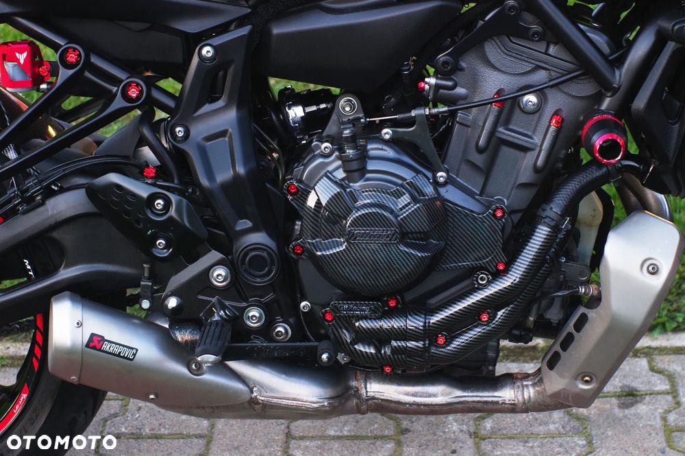 Yamaha MT - 6