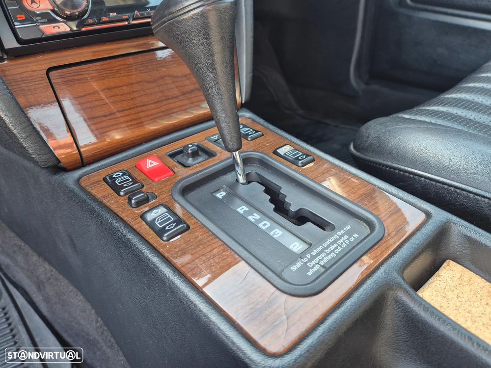 Mercedes-Benz W201 (1982-1993) - 10