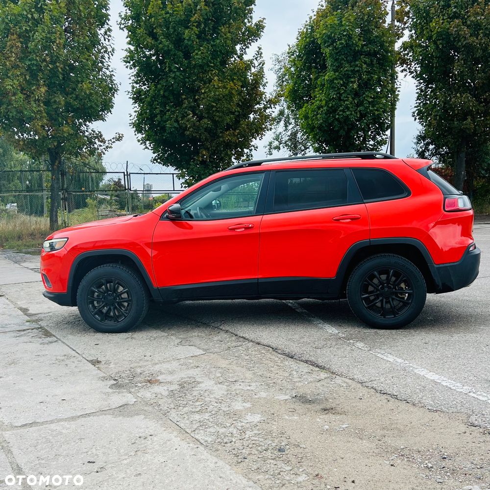 Jeep Cherokee - 2