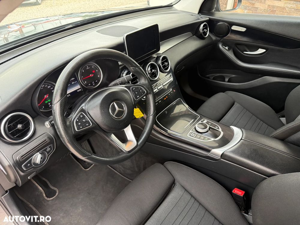 Mercedes-Benz GLC - 13