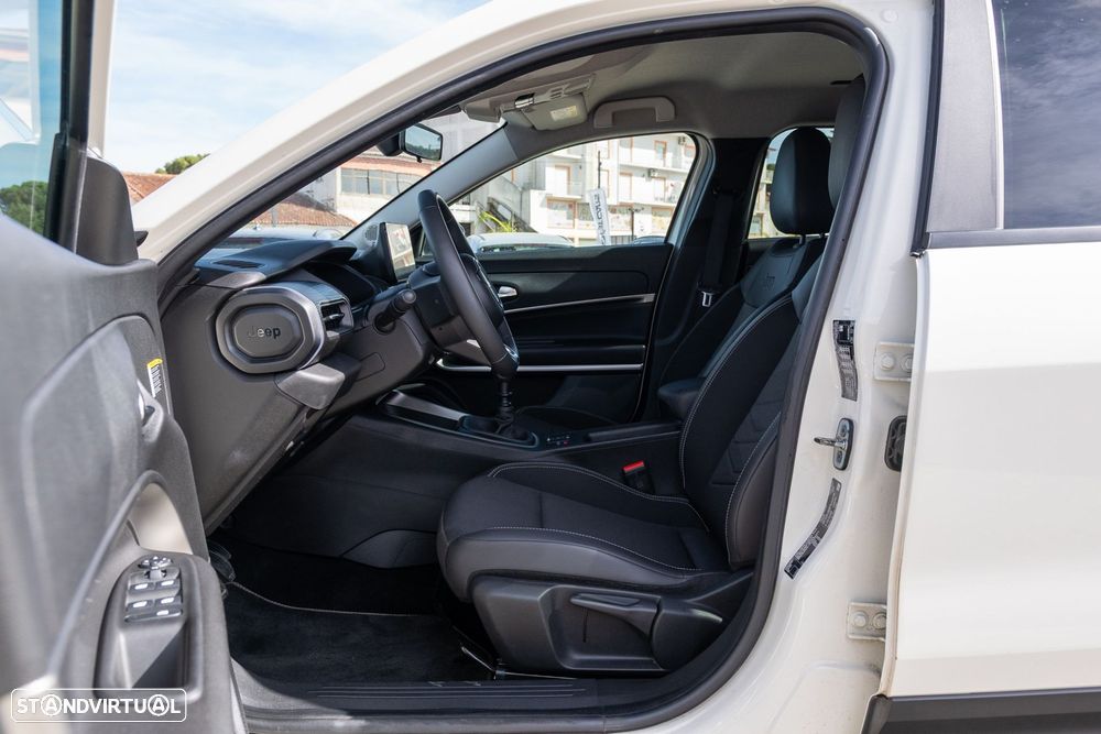 Jeep Avenger 1.2 GSE T3 Altitude - 13