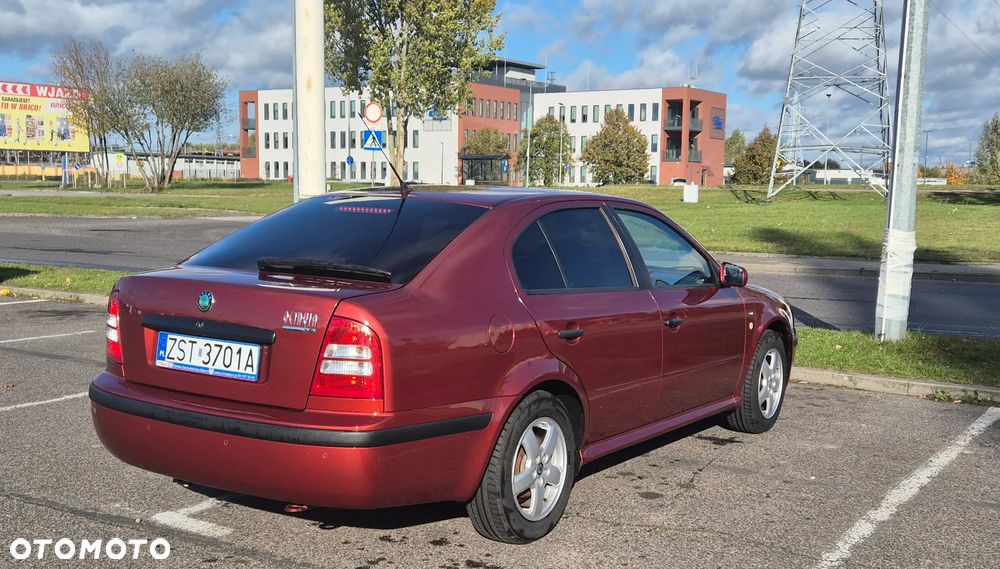 Skoda Octavia 1.6 Classic - 4