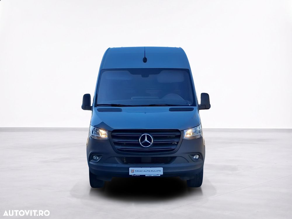 Mercedes-Benz Sprinter - 9