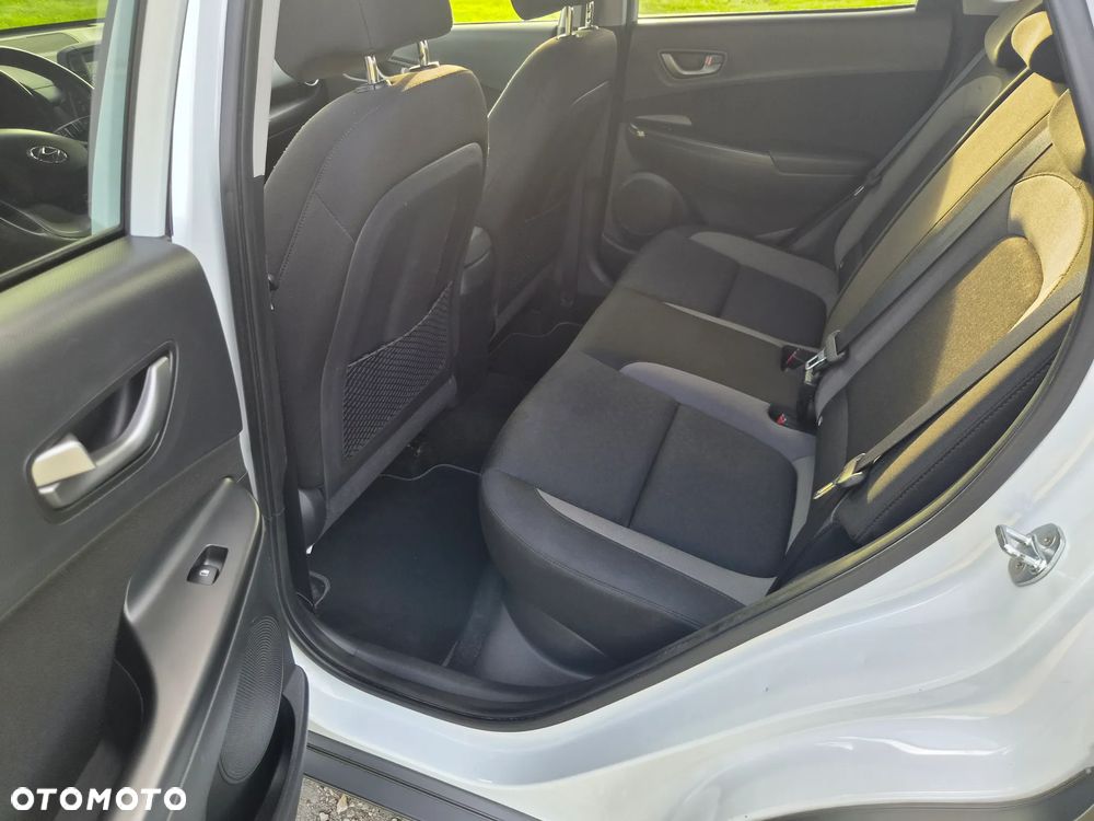 Hyundai Kona - 14