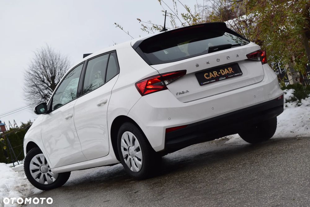 Skoda Fabia 1.0 MPI Style - 8