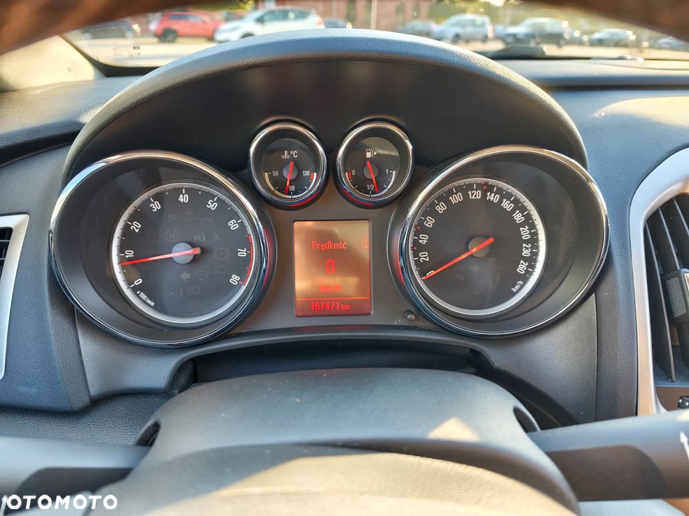 Opel Astra - 11