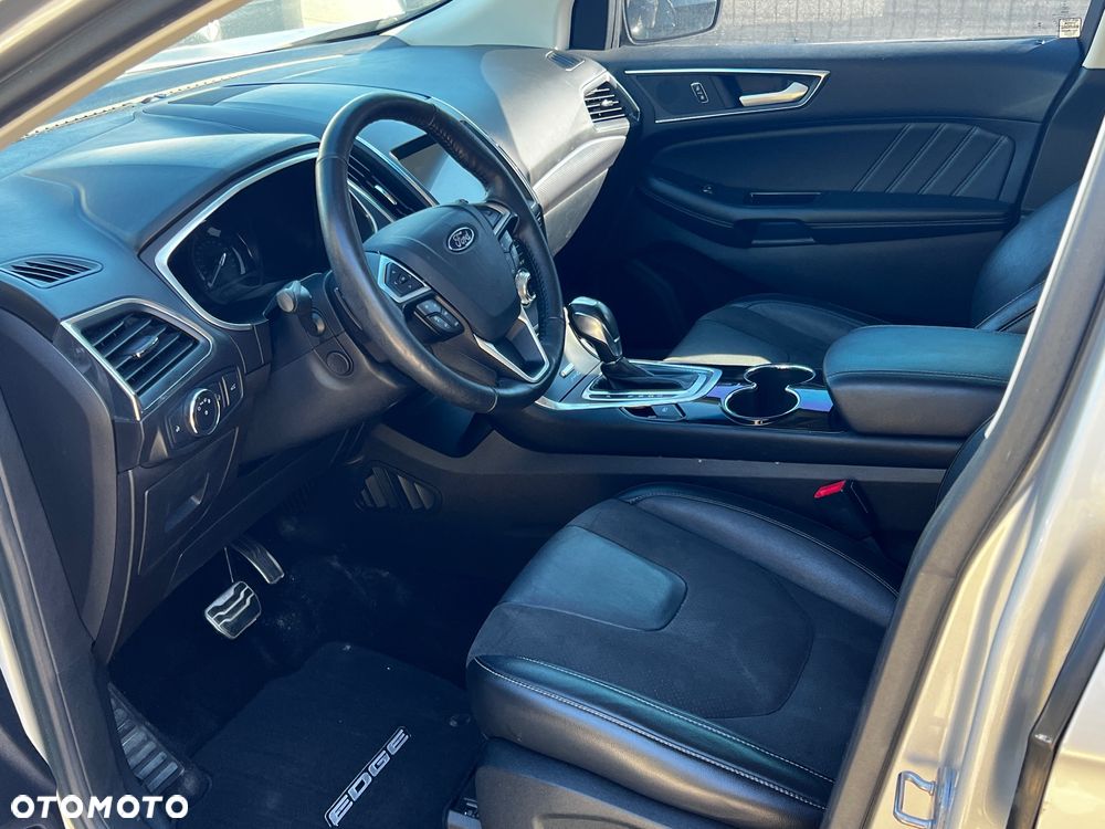 Ford Edge - 14