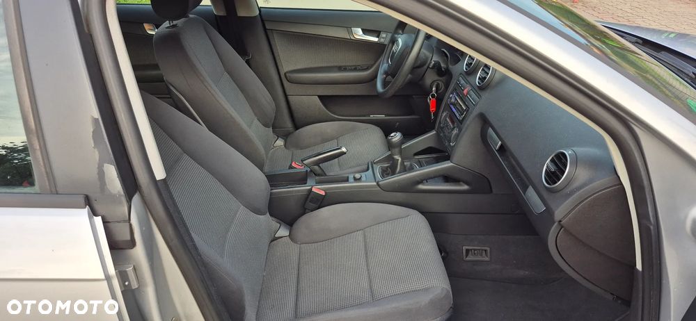 Audi A3 Sportback - 16
