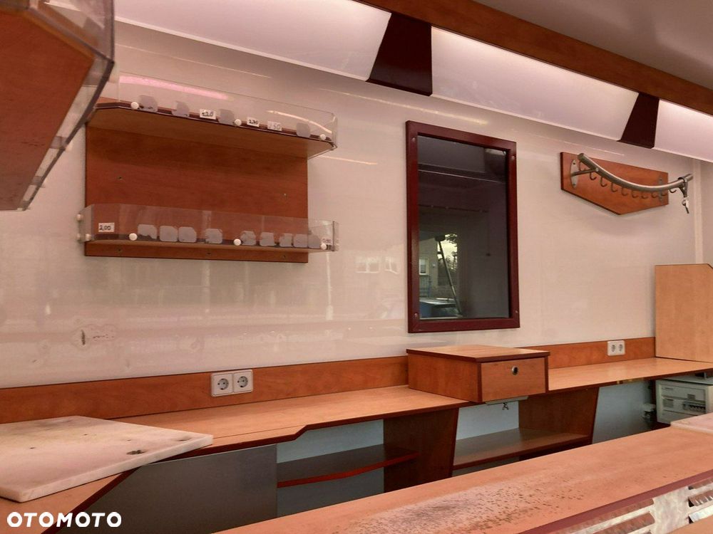 Inny Autosklep wędlin Gastronomiczna food truck foodtruck sklep 2004 - 14