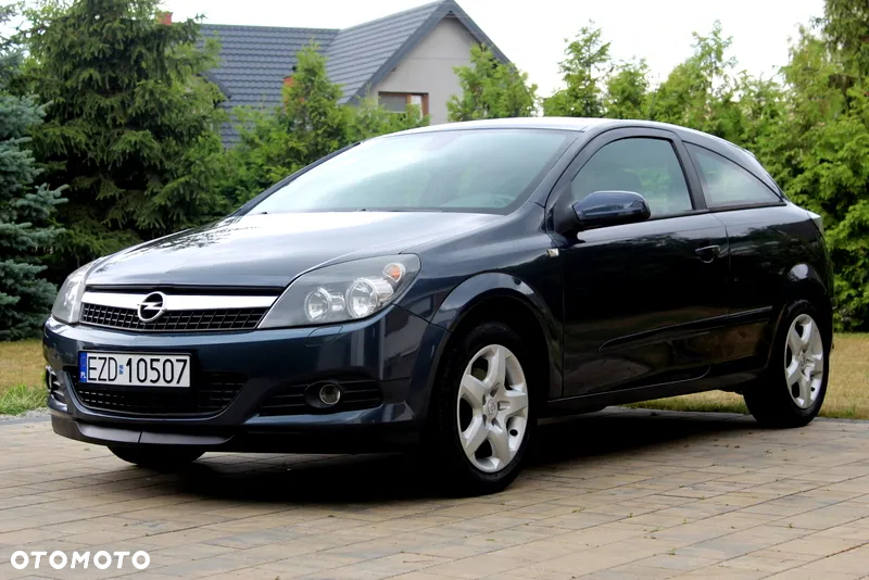 Opel Astra GTC 1.6 Edition 111 Jahre - 12