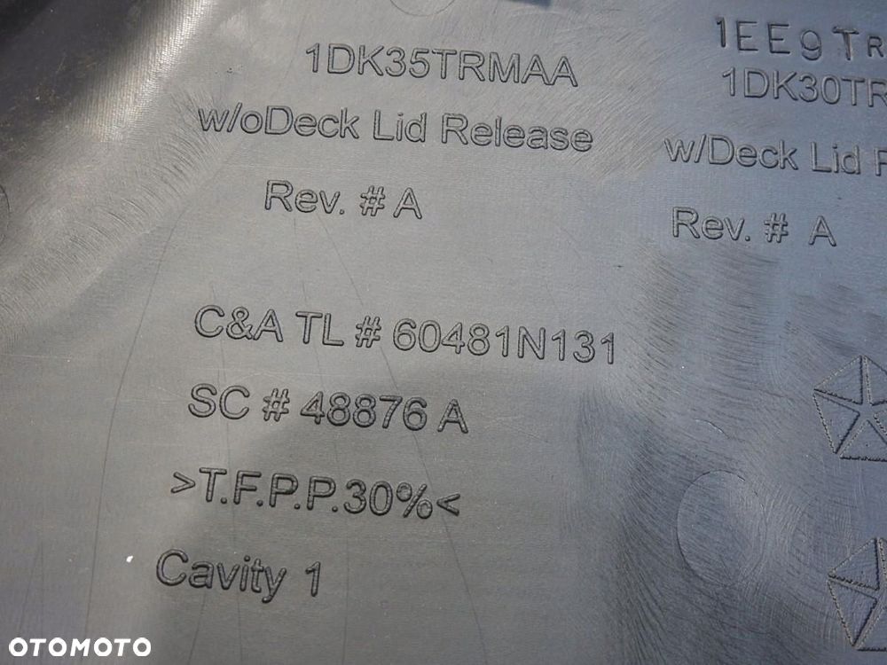 OSŁONA KOLUMNY KIEROWNICZEJ CHRYSLER 300C - 5