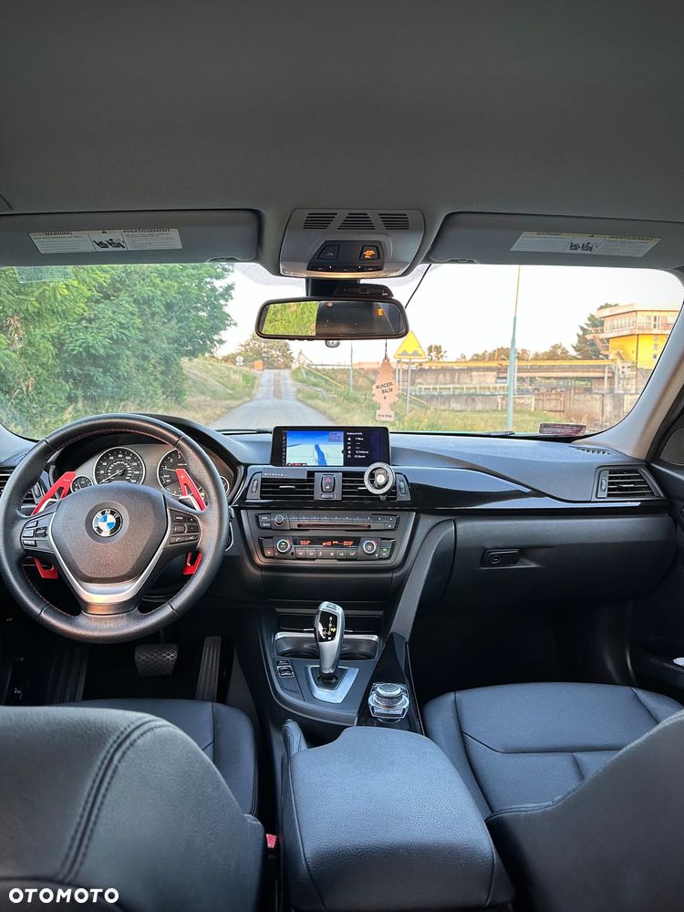 BMW Seria 3 328i - 9