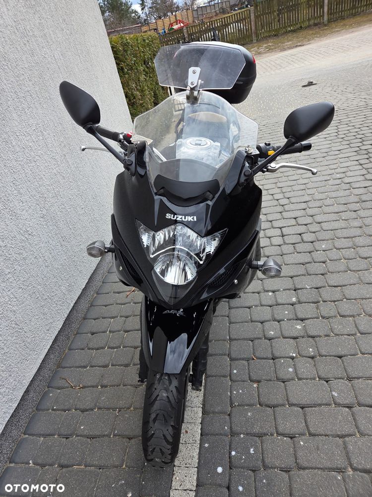 Suzuki GSX - 4