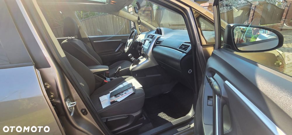 Toyota Verso 1.6 D-4D 7-Sitzer Start/Stop Executive - 14