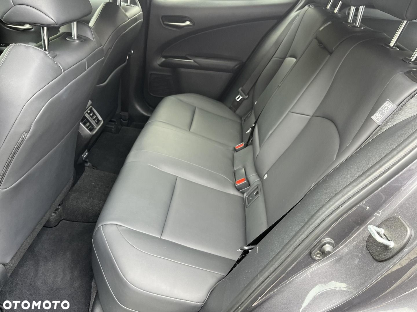 Lexus UX 200 GPF F Sport Design 2WD - 14