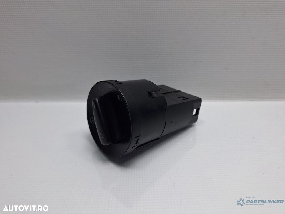 Bloc lumini SKODA OCTAVIA 1U2 1996 - 2010 16V AXP, BCA 3B0941531B - 4