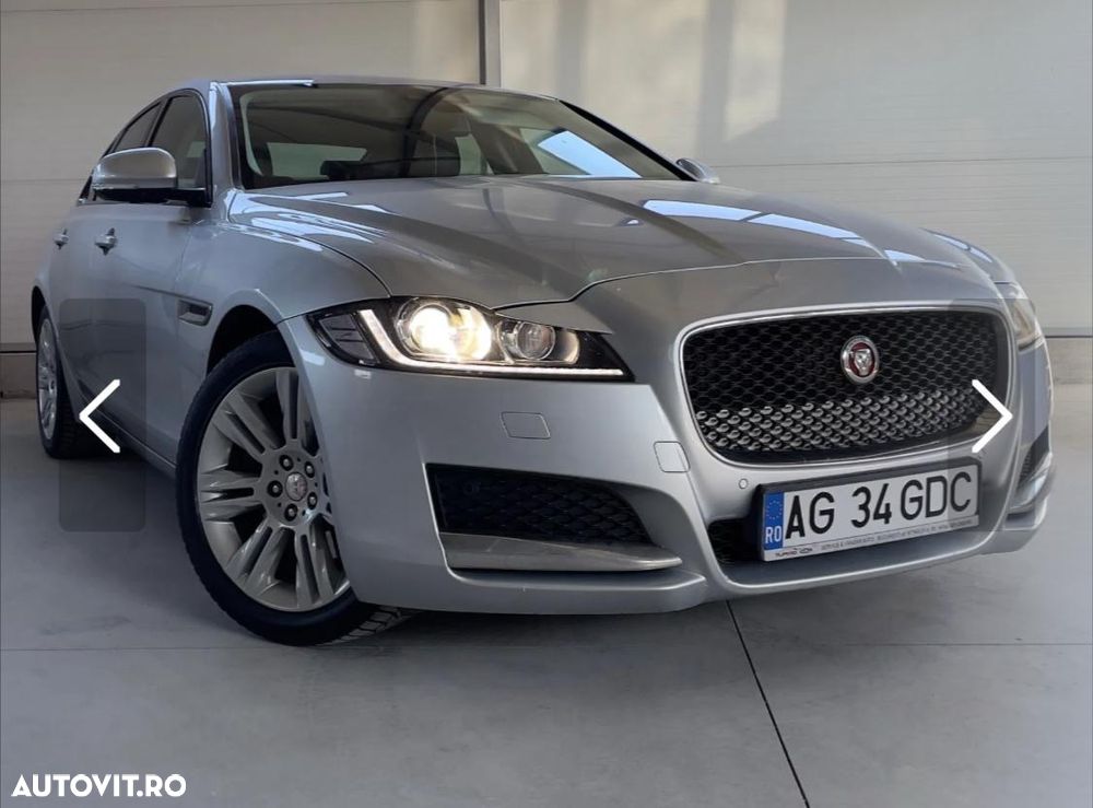 Jaguar XF 20d AWD Portfolio - 1