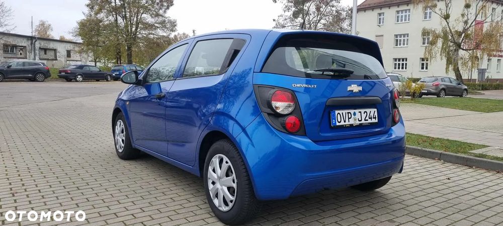 Chevrolet Aveo 1.2 LS - 4