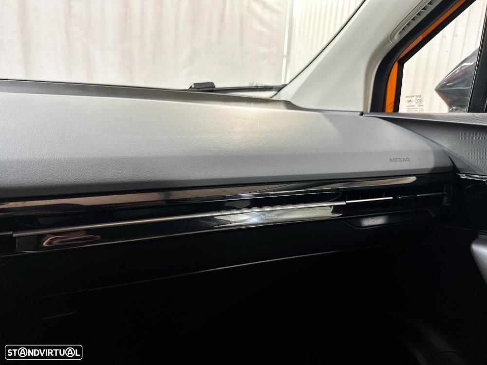 MG MG4 64 kWh Luxury - 29
