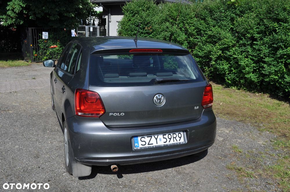 Volkswagen Polo - 2