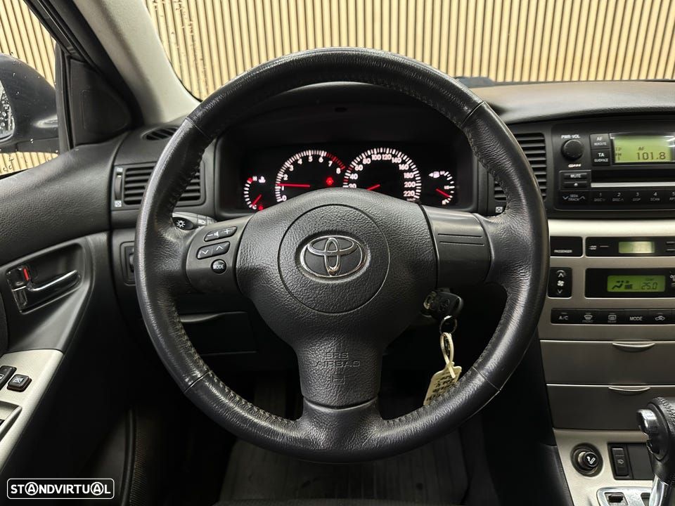 Toyota Corolla - 5