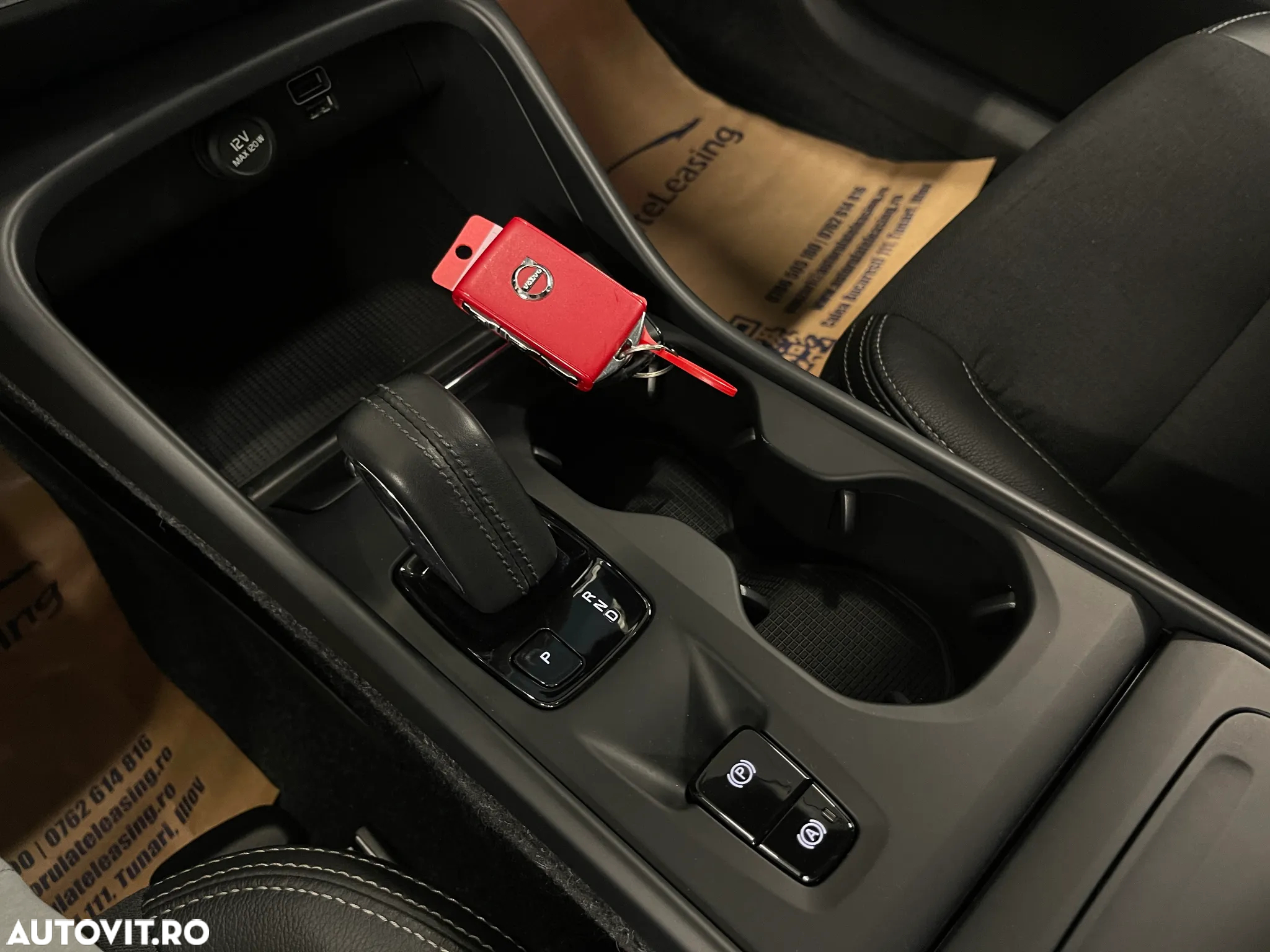 Volvo XC 40 D3 Momentum - 24