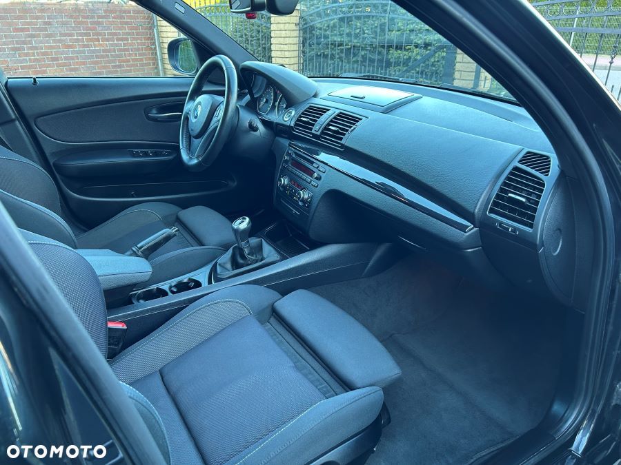 BMW Seria 1 118d Sport Line - 18