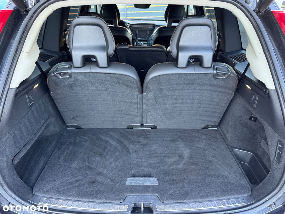 Volvo XC 90 D5 AWD Inscription 7os - 28