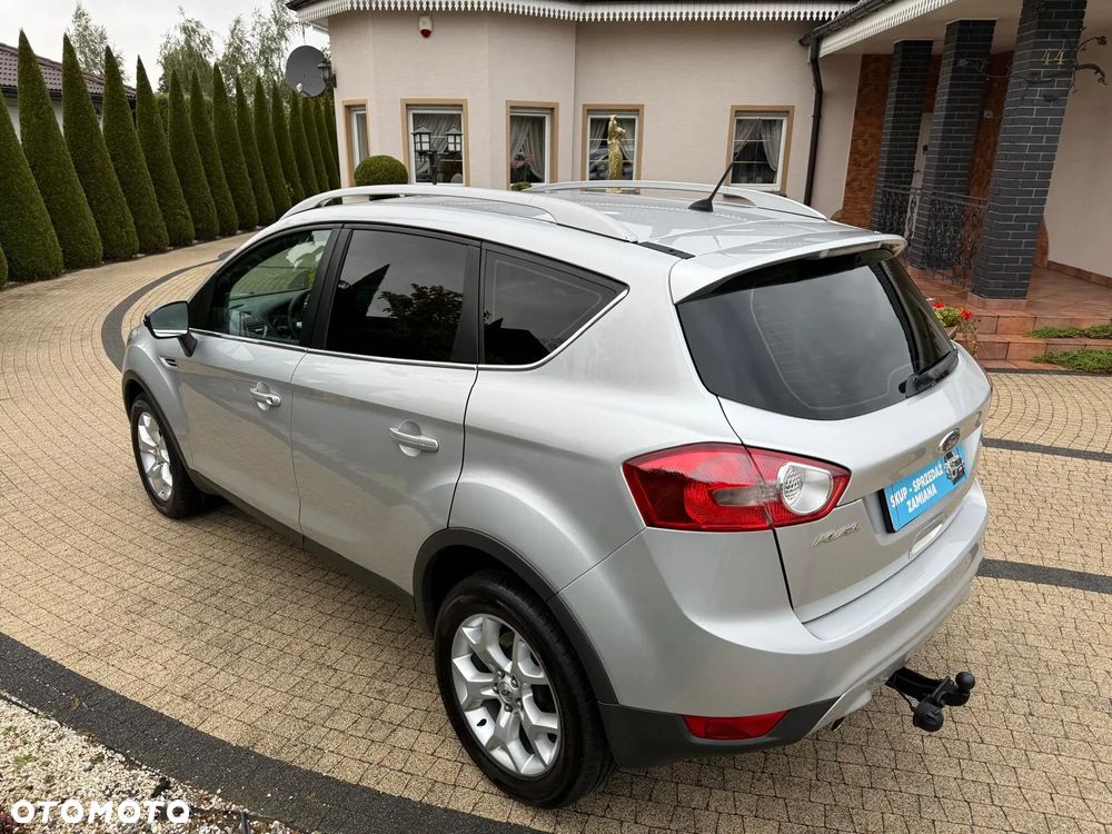 Ford Kuga 2.0 TDCi 2x4 SYNC - 36
