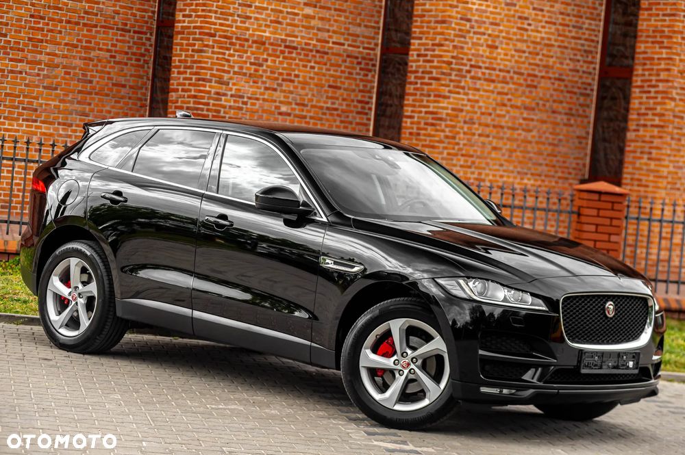 Jaguar F-Pace - 11