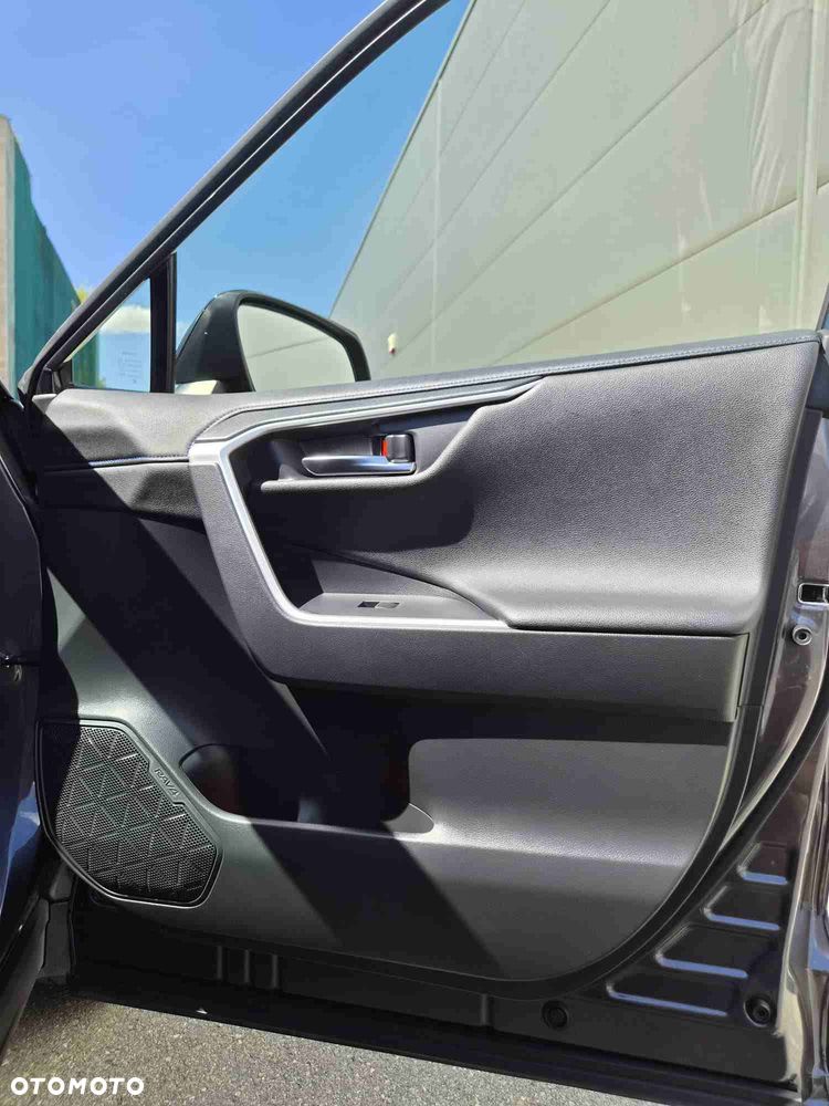 Toyota Rav4 2021 photo 3