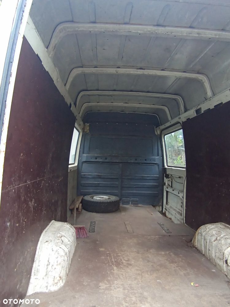 Volkswagen LT35TDI 2,5l - 4