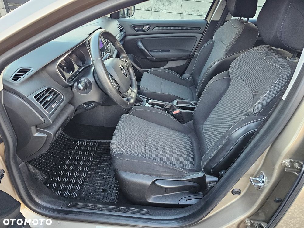 Renault Megane 1.6 SCe Life - 11