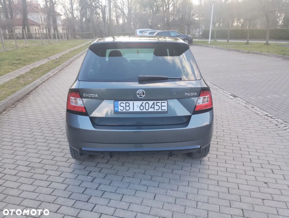 Skoda Fabia 1.2 TSI DSG Monte Carlo - 6
