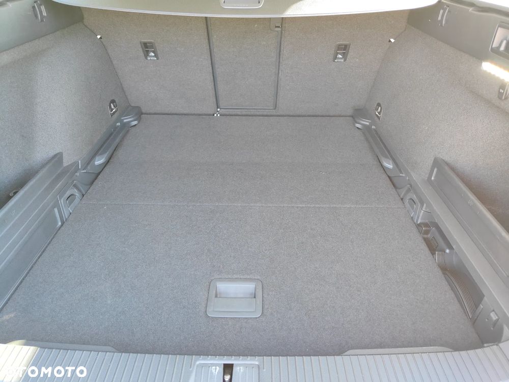 Volkswagen Passat 2.0 TDI BMT Comfortline - 10